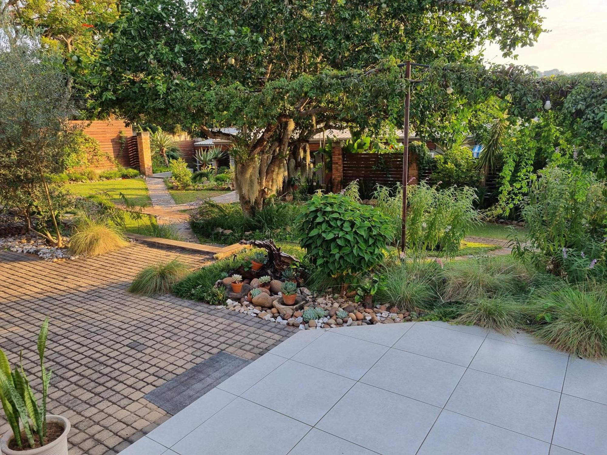 Hotel The Coral Tree Mbombela Exterior foto